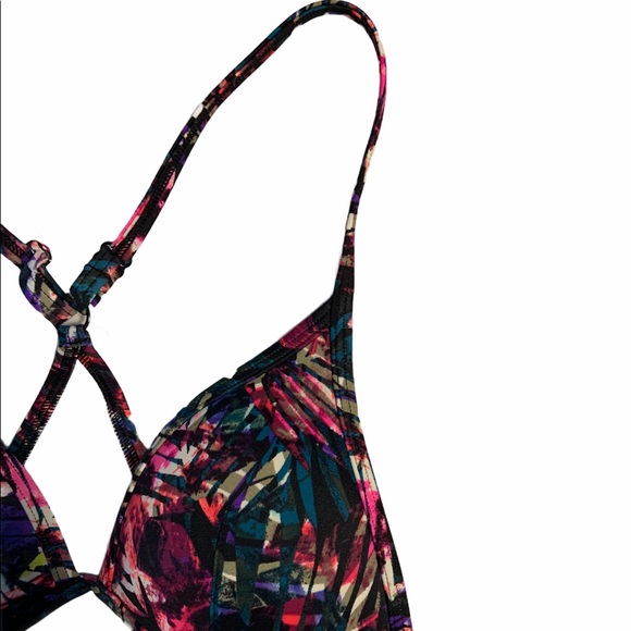 Funky Bikini - Picture 2 of 2